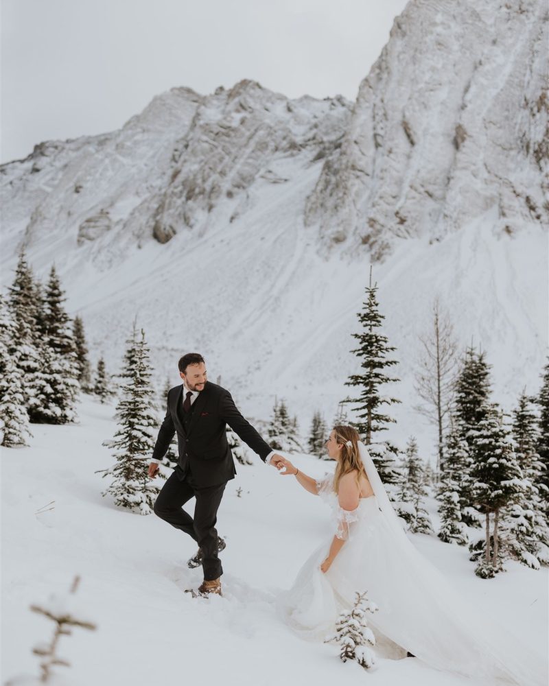 Elope in Banff Winter