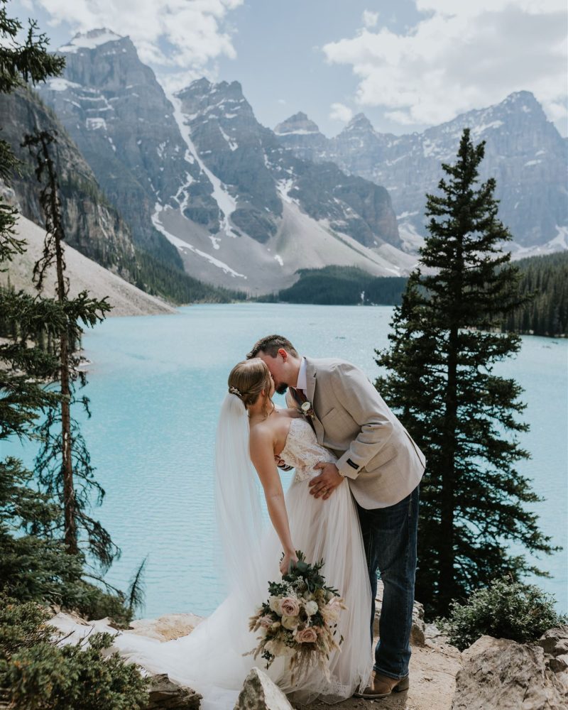 Elope in Banff at Moraine Lake